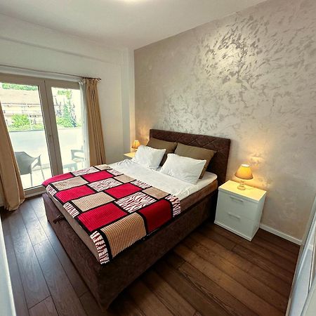 Stan Na Dan Podgorica Apartment Luaran gambar